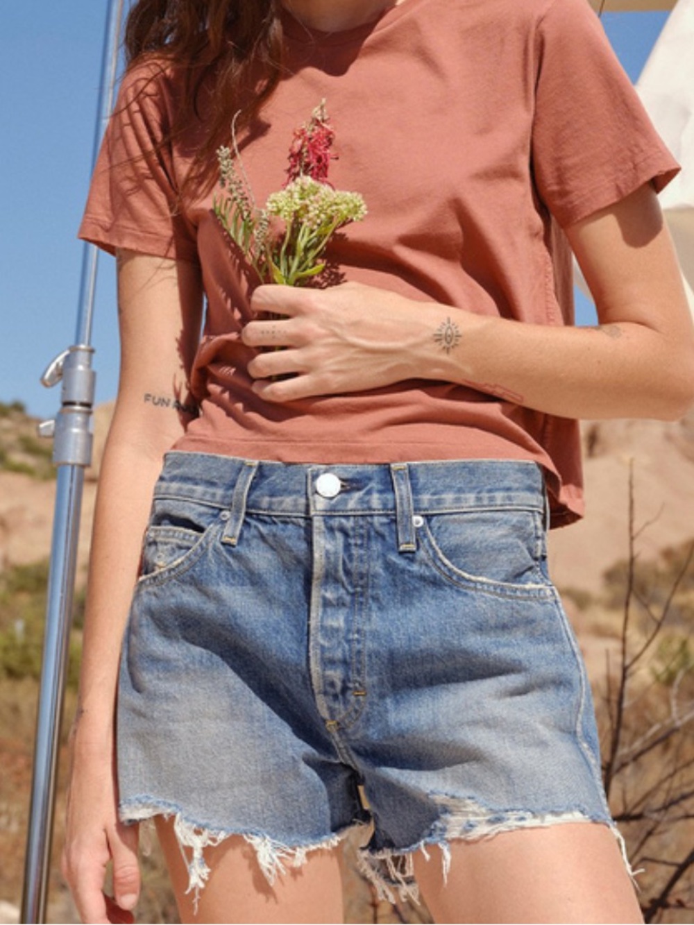 AMO Loverboy Cut-Off Jean Short in Size 29 Super Light Vintage Wash